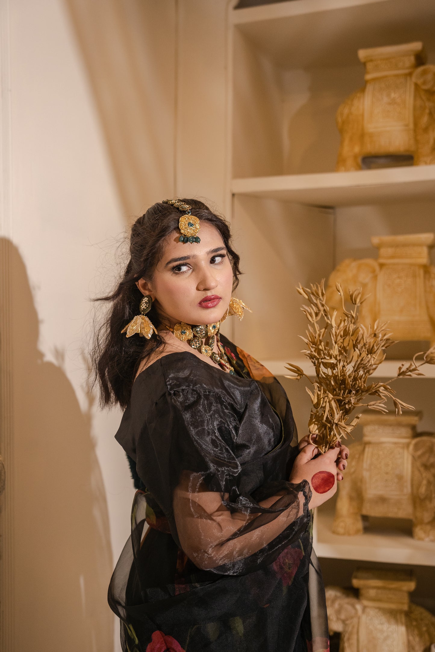 Mumtaz set