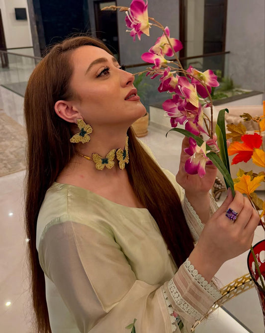 Sunehri necklace set