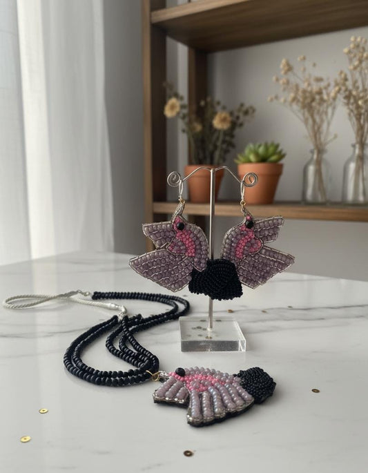 Lavender Flight  (Necklace set)